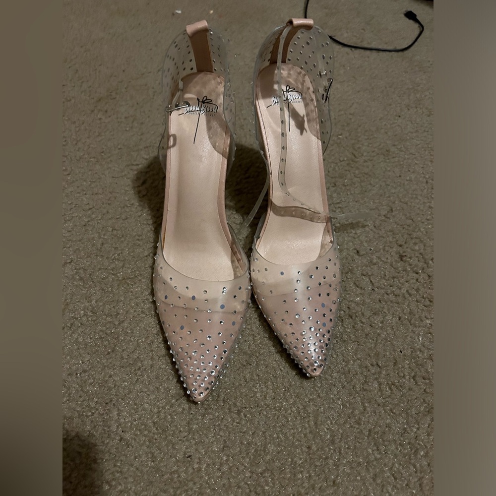 Size 9 Pearl Heels (stiletto)